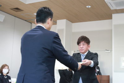 東大阪商工会議所　表彰式の様子